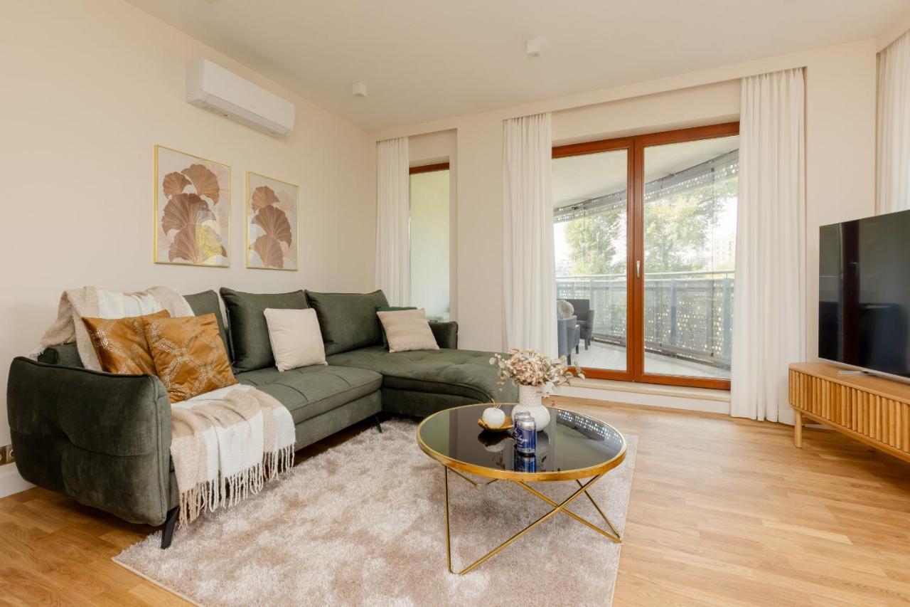 Deluxe Apartment Wronia 45 With Ac, Parking & Balcony By Renters Prestige Varsavia Esterno foto