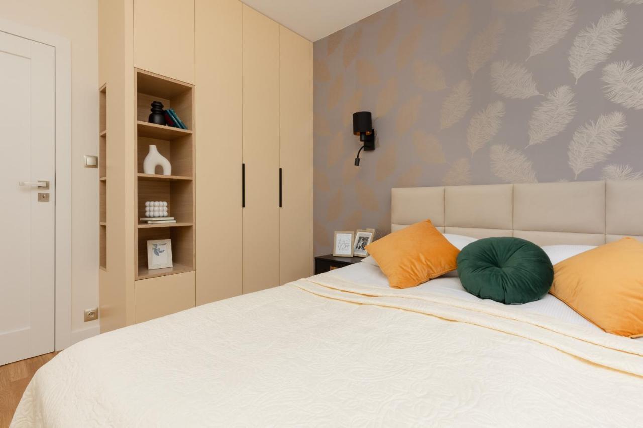 Deluxe Apartment Wronia 45 With Ac, Parking & Balcony By Renters Prestige Varsavia Esterno foto